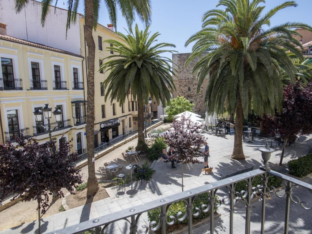 Elegante Apartamento Para 5 En El Centro De Caceres Con Wifi Exterior foto