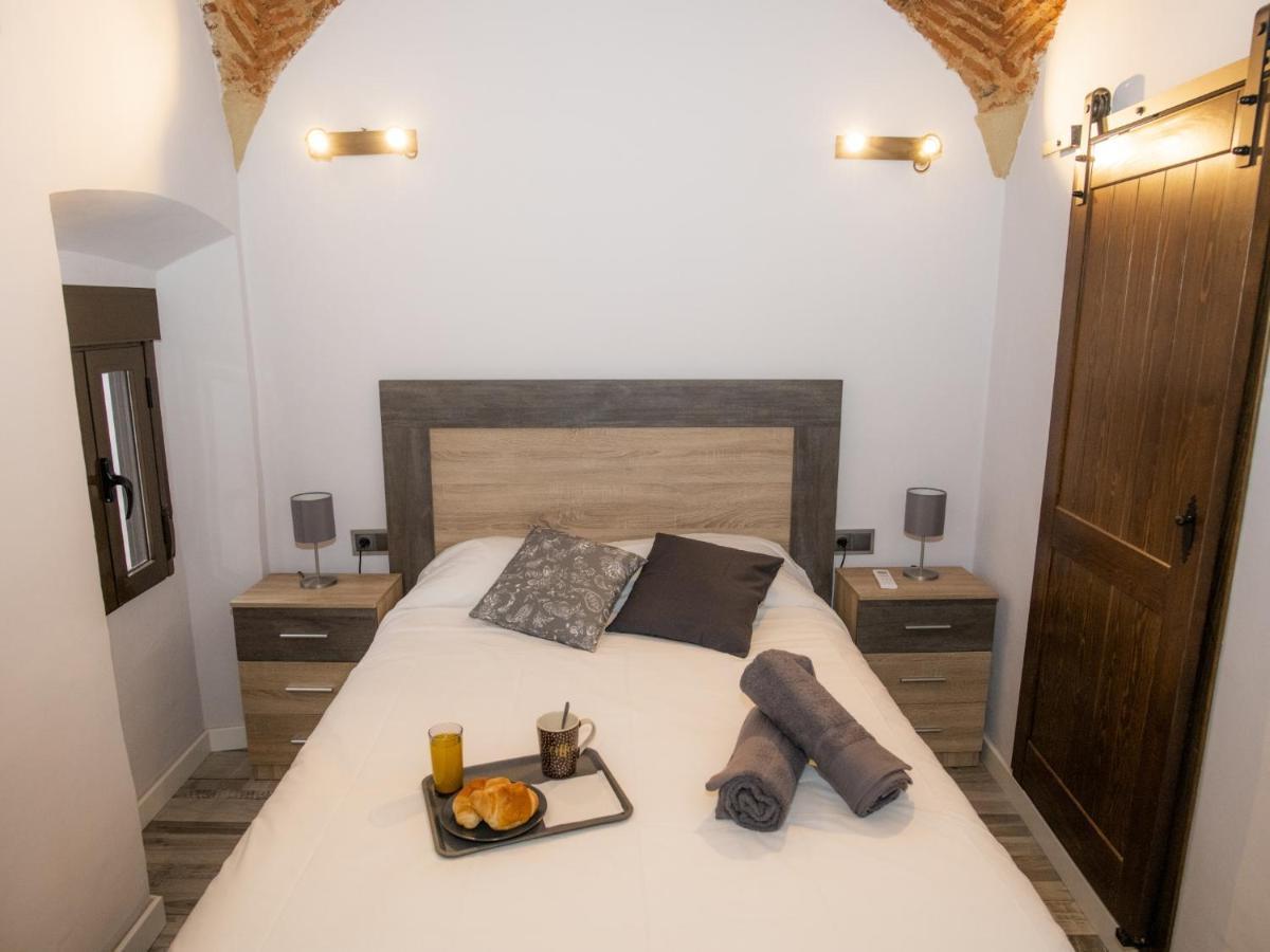 Elegante Apartamento Para 5 En El Centro De Caceres Con Wifi Exterior foto