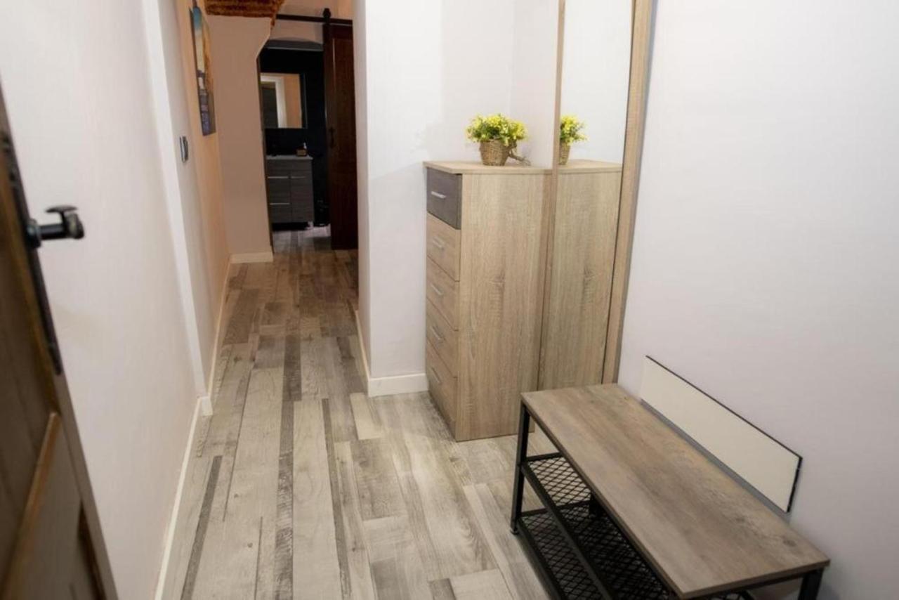Elegante Apartamento Para 5 En El Centro De Caceres Con Wifi Exterior foto
